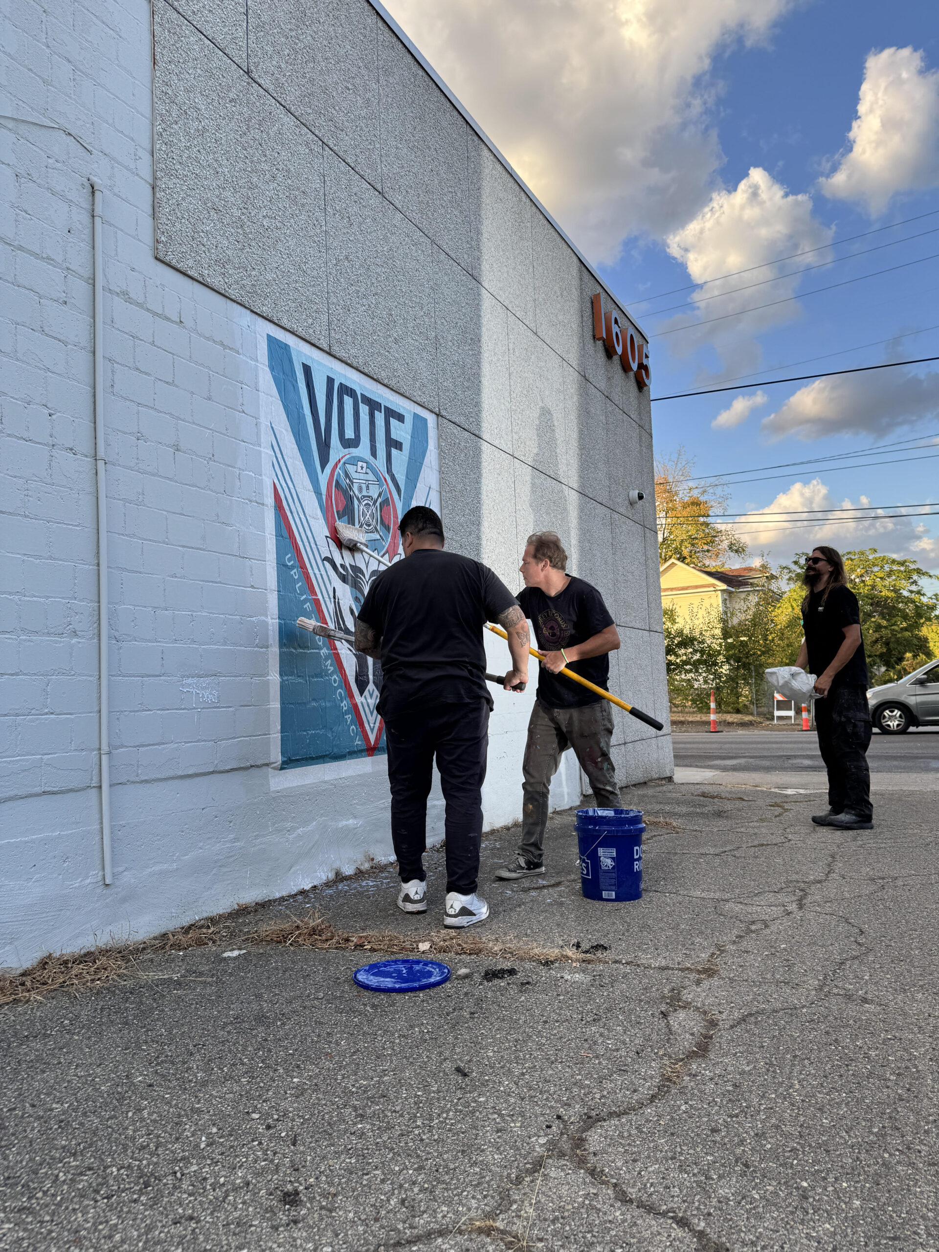 Featured image for “Shepard Fairey Mural Installed at 1605 N Main Street”